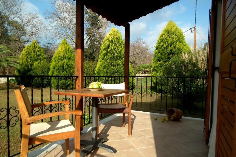 Calma Cottage Skiathos-stad Buitenkant foto