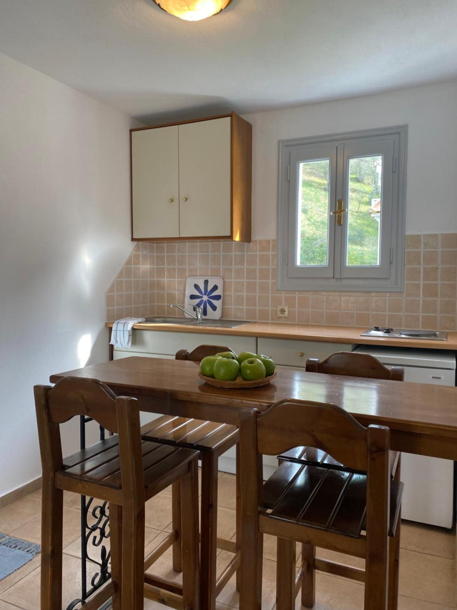 Calma Cottage Skiathos-stad Buitenkant foto