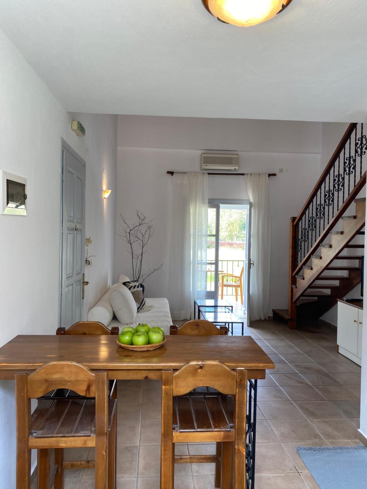Calma Cottage Skiathos-stad Buitenkant foto